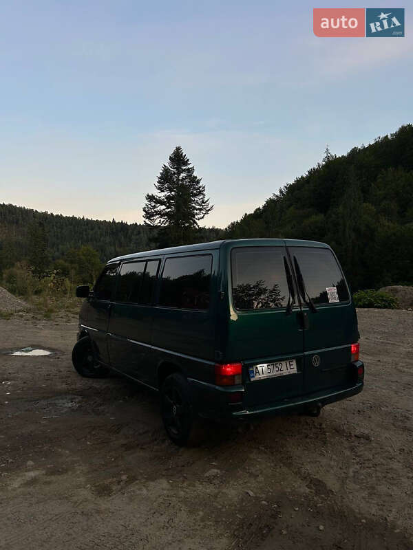 Минивэн Volkswagen Transporter 1998 в Яремче