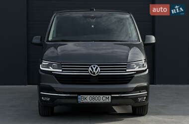 Минивэн Volkswagen Transporter 2021 в 