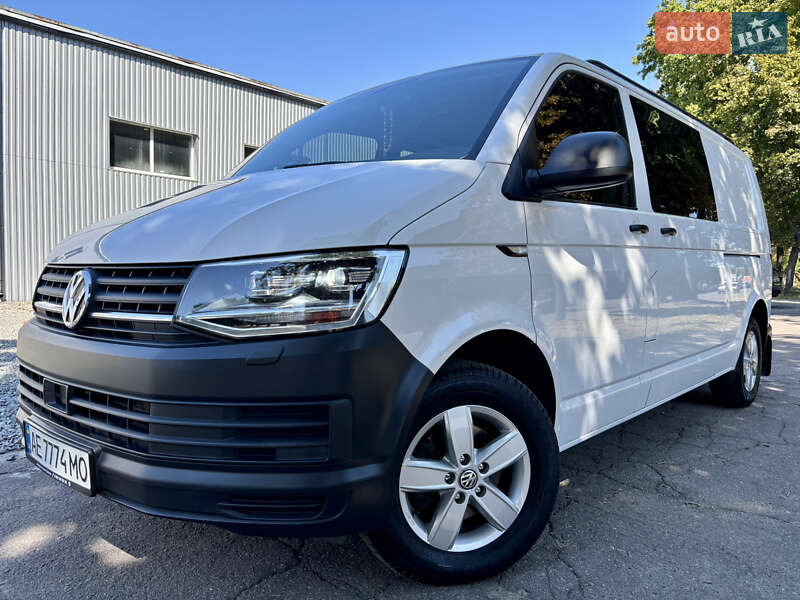 Грузопассажирский фургон Volkswagen Transporter 2019 в 