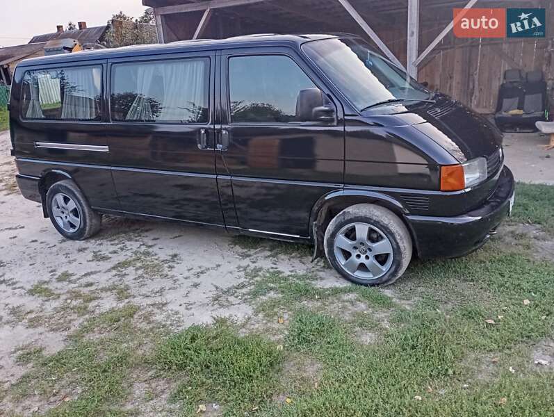 Микроавтобус Volkswagen Transporter 2001 в Березному