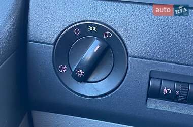Грузопассажирский фургон Volkswagen Transporter 2013 в 