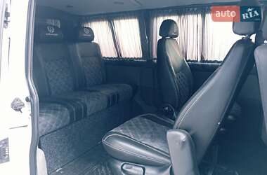 Минивэн Volkswagen Transporter 2015 в 