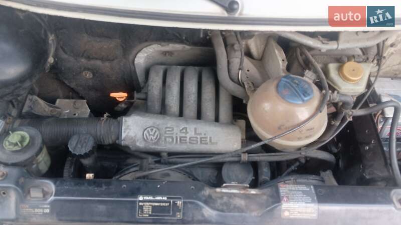 Минивэн Volkswagen Transporter 1998 в Житомире