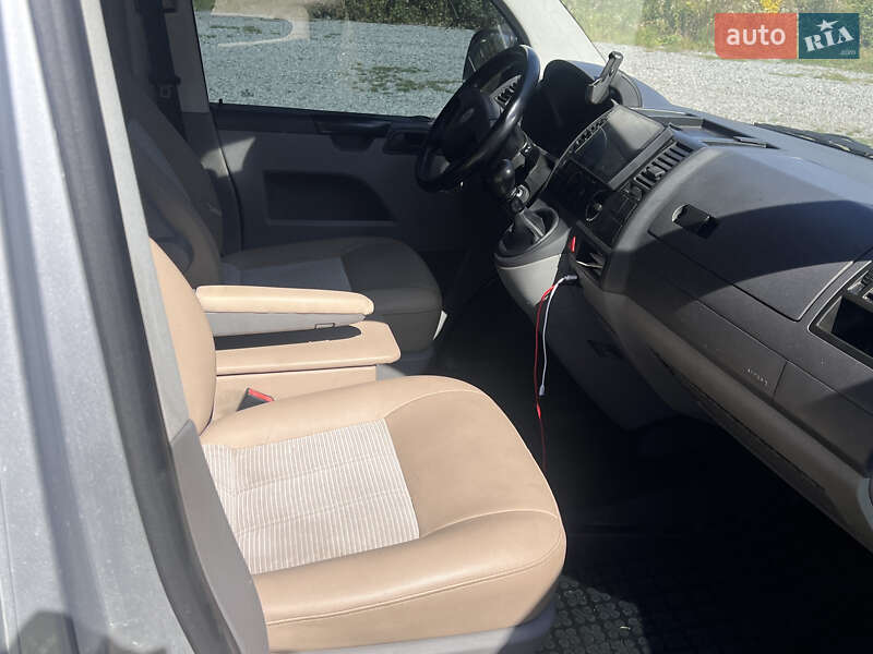 Минивэн Volkswagen Transporter 2008 в Киеве