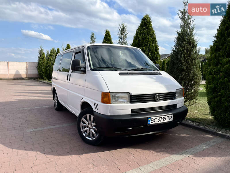 Минивэн Volkswagen Transporter 2003 в Стрые
