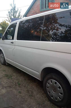 Минивэн Volkswagen Transporter 2009 в 