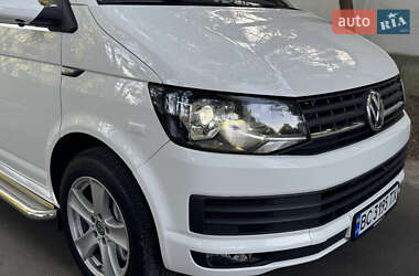 Минивэн Volkswagen Transporter 2016 в 