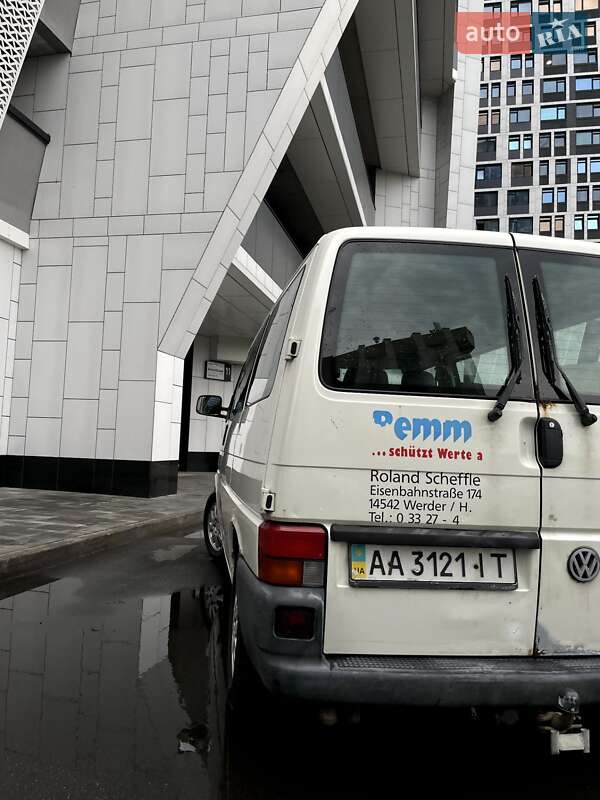 Мінівен Volkswagen Transporter 2003 в Києві