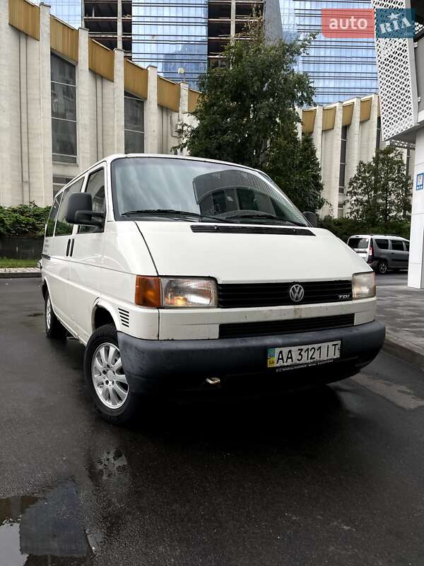 Мінівен Volkswagen Transporter 2003 в Києві