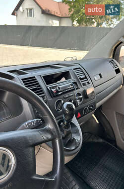 Грузовой фургон Volkswagen Transporter 2004 в 
