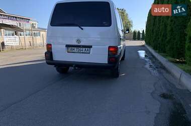 Минивэн Volkswagen Transporter 2000 в 