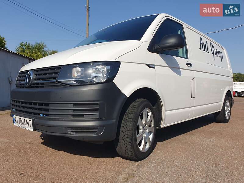 Грузовой фургон Volkswagen Transporter 2017 в 