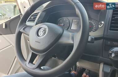 Грузовой фургон Volkswagen Transporter 2017 в 