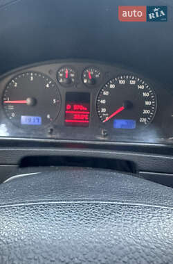 Минивэн Volkswagen Transporter 2008 в 