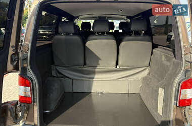 Минивэн Volkswagen Transporter 2012 в 