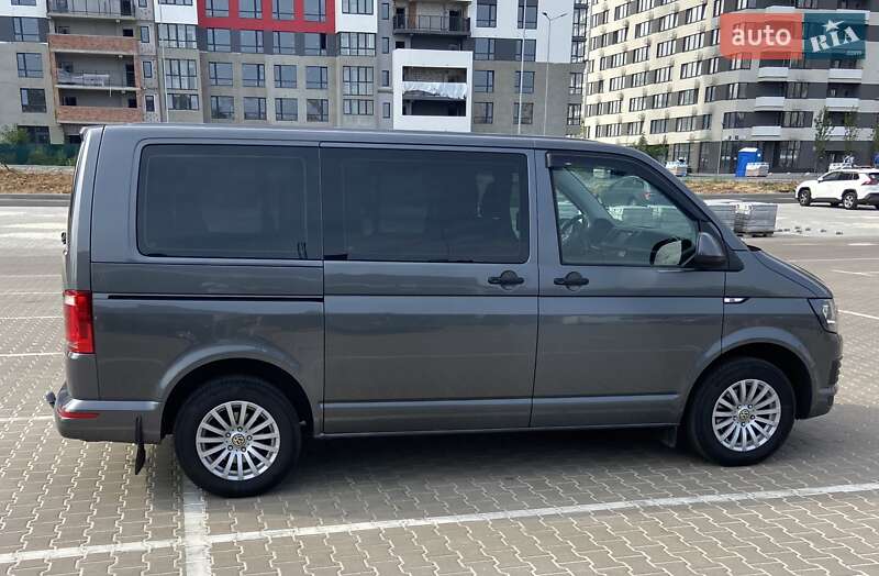 Минивэн Volkswagen Transporter 2015 в Киеве