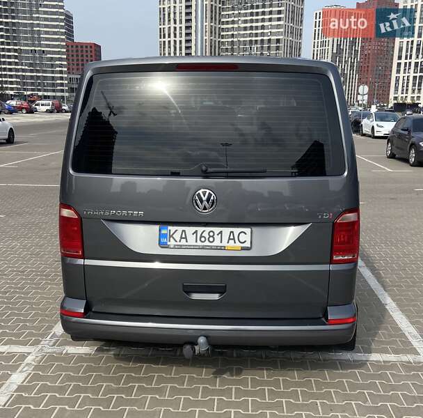 Минивэн Volkswagen Transporter 2015 в Киеве