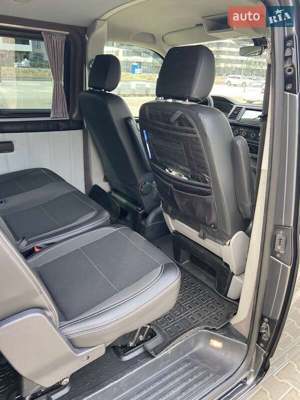 Минивэн Volkswagen Transporter 2015 в Киеве