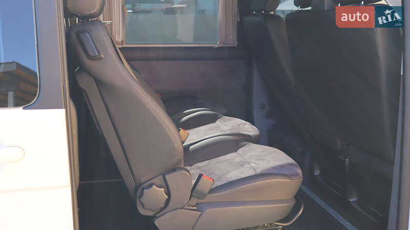 Минивэн Volkswagen Transporter 2019 в Ивано-Франковске