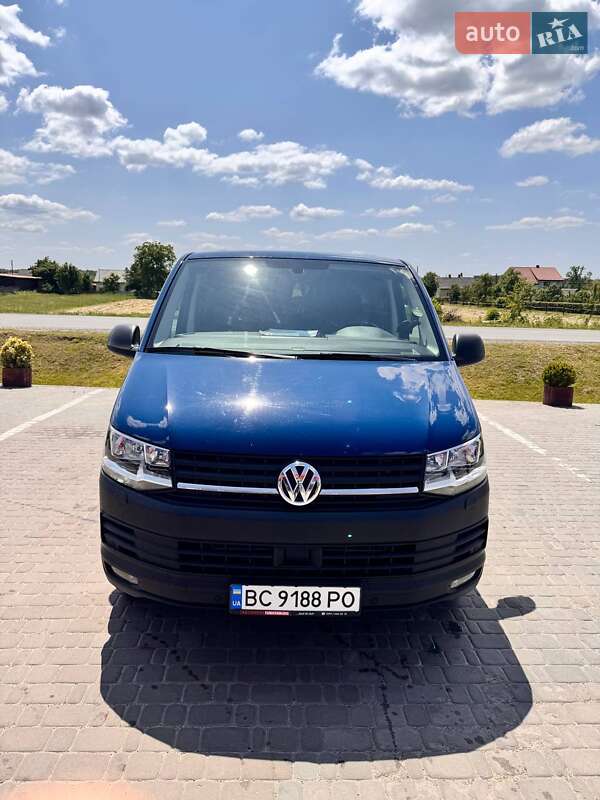 Минивэн Volkswagen Transporter 2016 в Львове