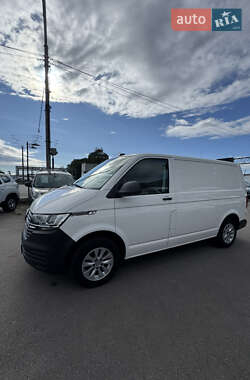 Грузовой фургон Volkswagen Transporter 2021 в 