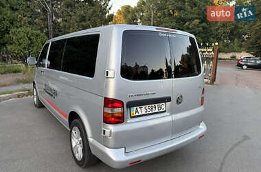 Минивэн Volkswagen Transporter 2008 в 
