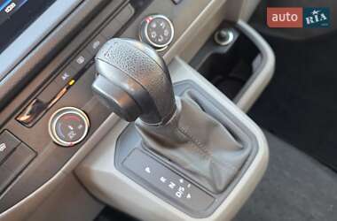 Вантажний фургон Volkswagen Transporter 2020 в 