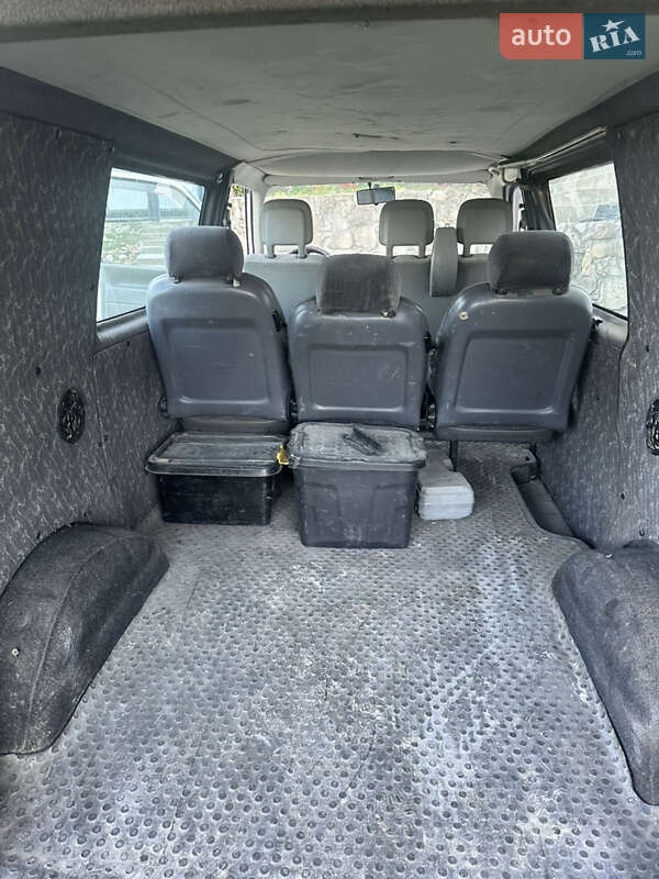Минивэн Volkswagen Transporter 2001 в Черновцах