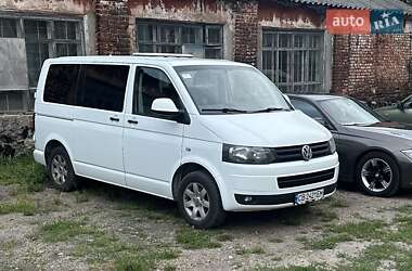 Вантажний фургон Volkswagen Transporter 2011 в Чернігові