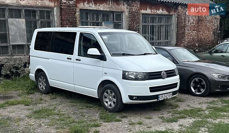 Грузовой фургон Volkswagen Transporter 2011 в 