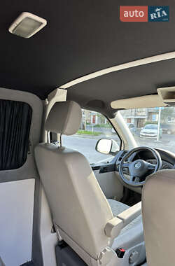 Мінівен Volkswagen Transporter 2012 в 