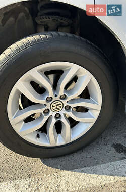 Мінівен Volkswagen Transporter 2012 в 