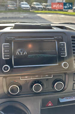 Мінівен Volkswagen Transporter 2012 в 