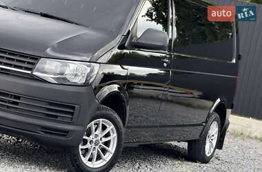 Минивэн Volkswagen Transporter 2019 в 