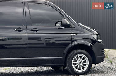 Минивэн Volkswagen Transporter 2019 в 