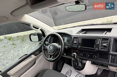Минивэн Volkswagen Transporter 2019 в 