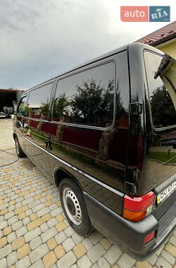 Минивэн Volkswagen Transporter 2002 в 