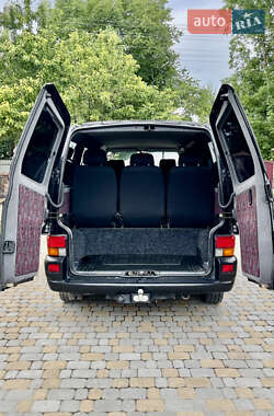 Минивэн Volkswagen Transporter 2002 в 