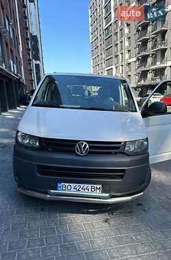 Вантажний фургон Volkswagen Transporter 2010 в Івано-Франківську