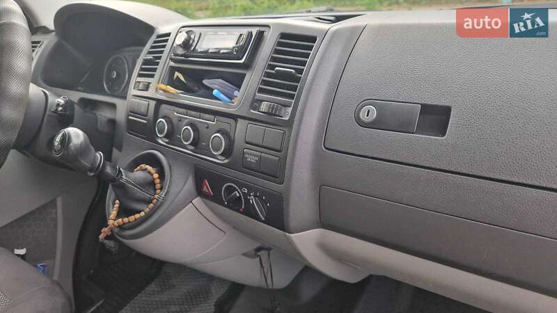 Минивэн Volkswagen Transporter 2014 в Киеве