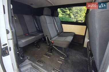 Минивэн Volkswagen Transporter 2016 в 
