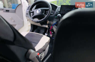 Микроавтобус Volkswagen Transporter 2006 в 