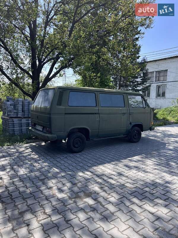 Минивэн Volkswagen Transporter 1990 в Звягеле