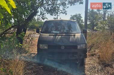 Минивэн Volkswagen Transporter 2000 в 
