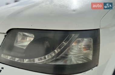 Минивэн Volkswagen Transporter 2006 в 