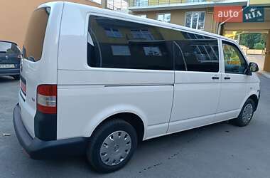 Минивэн Volkswagen Transporter 2015 в Черновцах