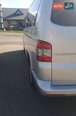 Минивэн Volkswagen Transporter 2013 в 