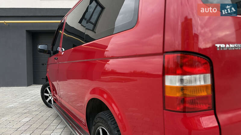 Минивэн Volkswagen Transporter 2004 в Ивано-Франковске