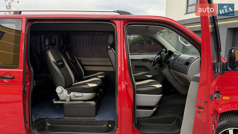 Минивэн Volkswagen Transporter 2004 в Ивано-Франковске