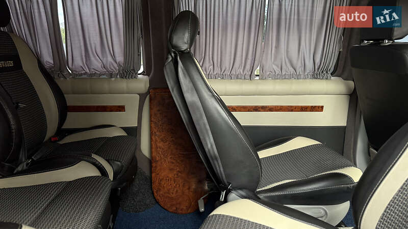 Минивэн Volkswagen Transporter 2004 в Ивано-Франковске